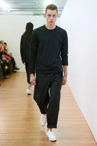 Look 7